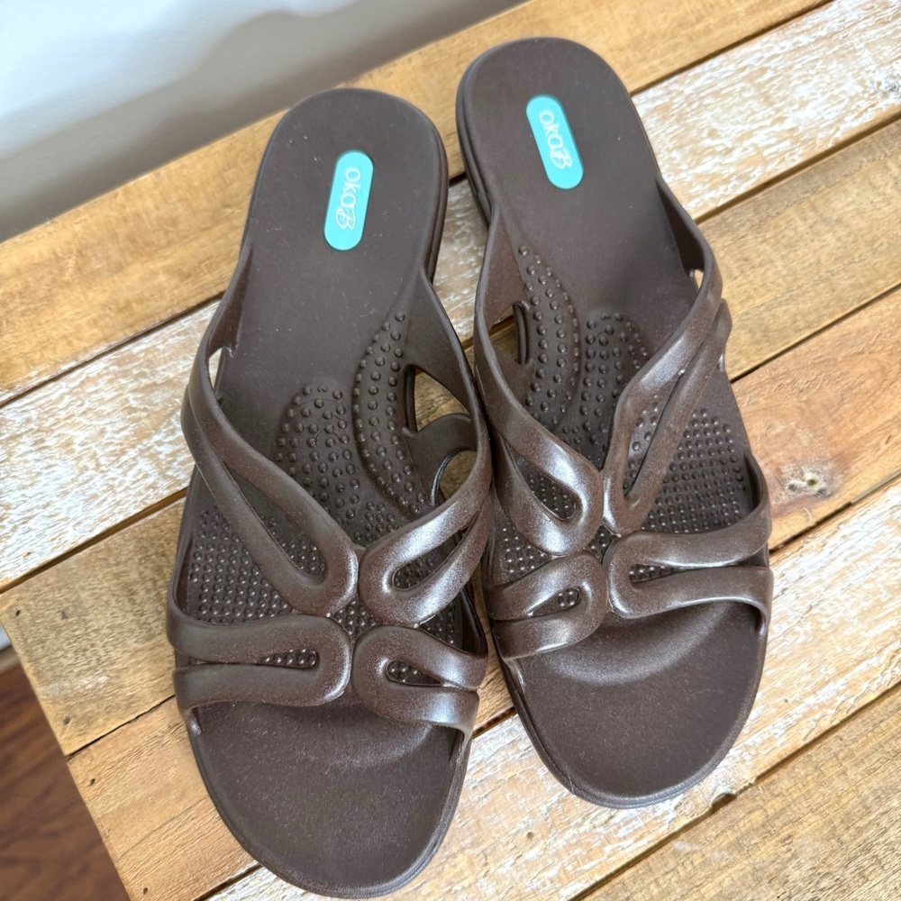 OKA b. Women's Brown Slide Slip on  Waterproof Sandals Size Large - Picture 11 of 12